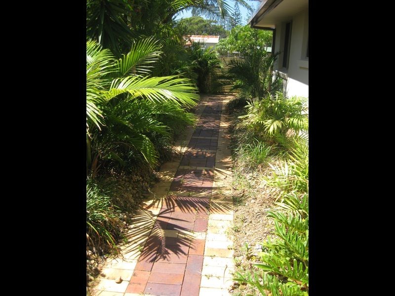 3/2 Hampton Court, Pottsville NSW 2489