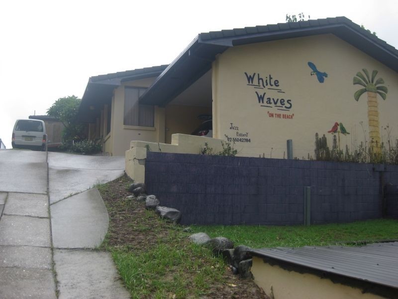 2/18 Coast Road, Hastings Point NSW 2489