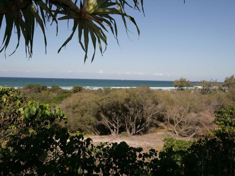 LANTERN HI Elanora Avenue, Pottsville NSW 2489