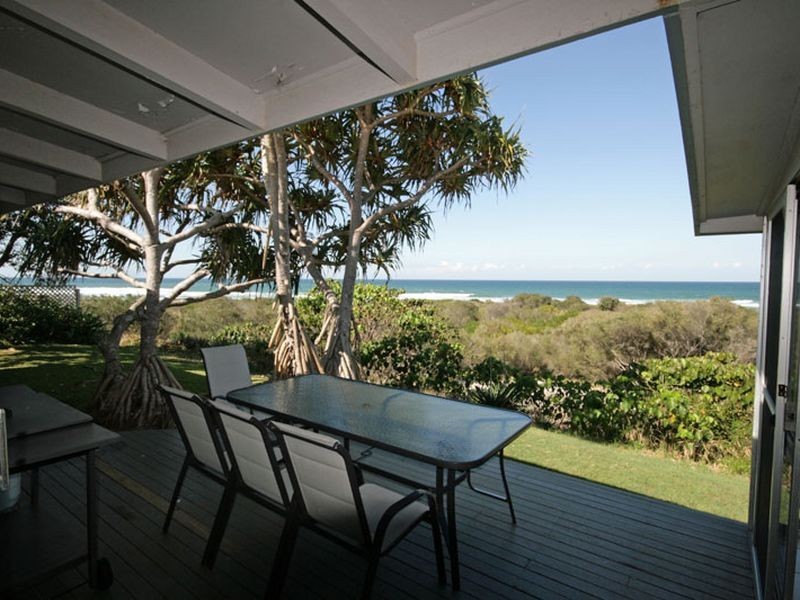 LANTERN HI Elanora Avenue, Pottsville NSW 2489