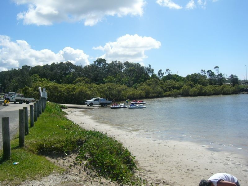 PAVILLIONS Overall Drive, Pottsville NSW 2489