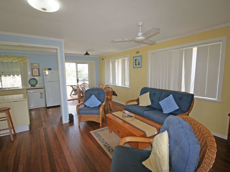 POTTS POIN Elanora Avenue, Pottsville NSW 2489