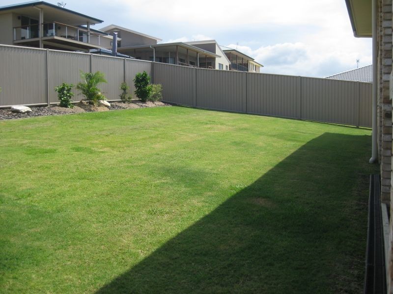 12 Mylestom Circle, Pottsville NSW 2489