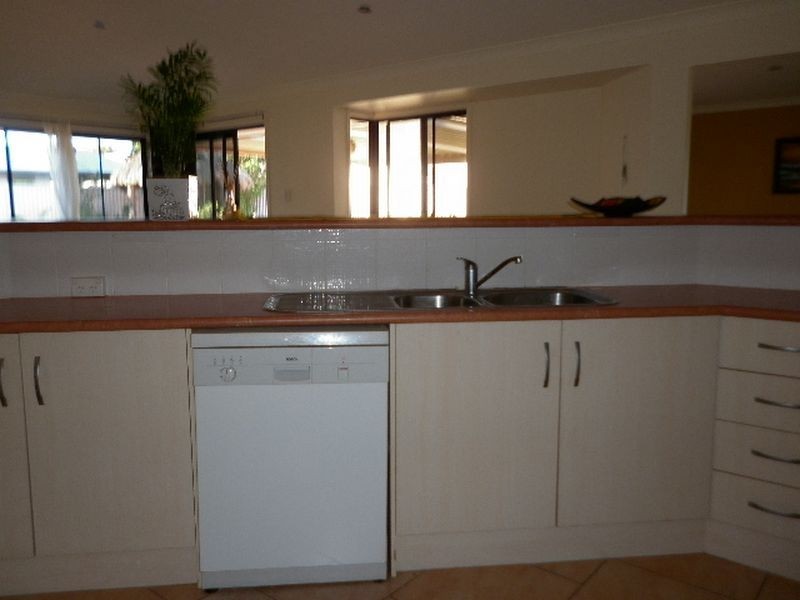 17 Mullaway Parade, Pottsville NSW 2489