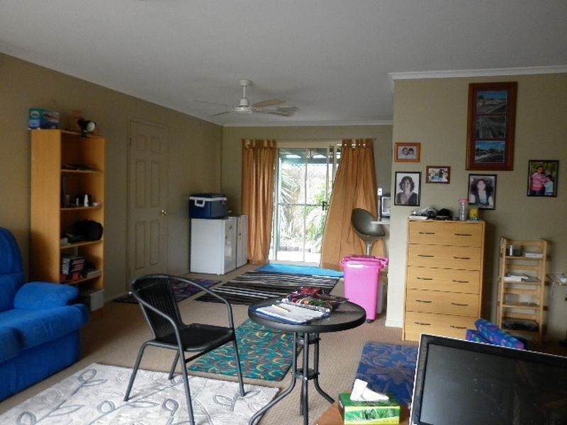 2/21 Victoria Ave,, Pottsville NSW 2489