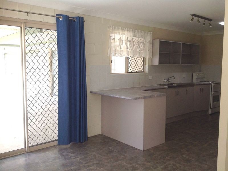 34 Surfside Crescent, Pottsville NSW 2489