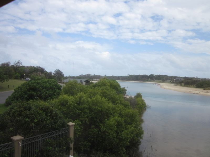 9 Peninsula Street, Hastings Point NSW 2489