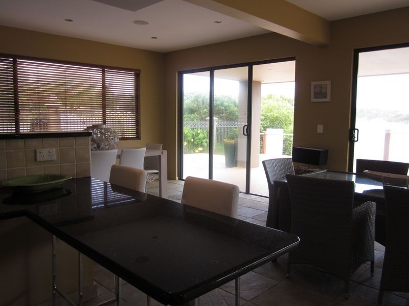 9 Peninsula Street, Hastings Point NSW 2489