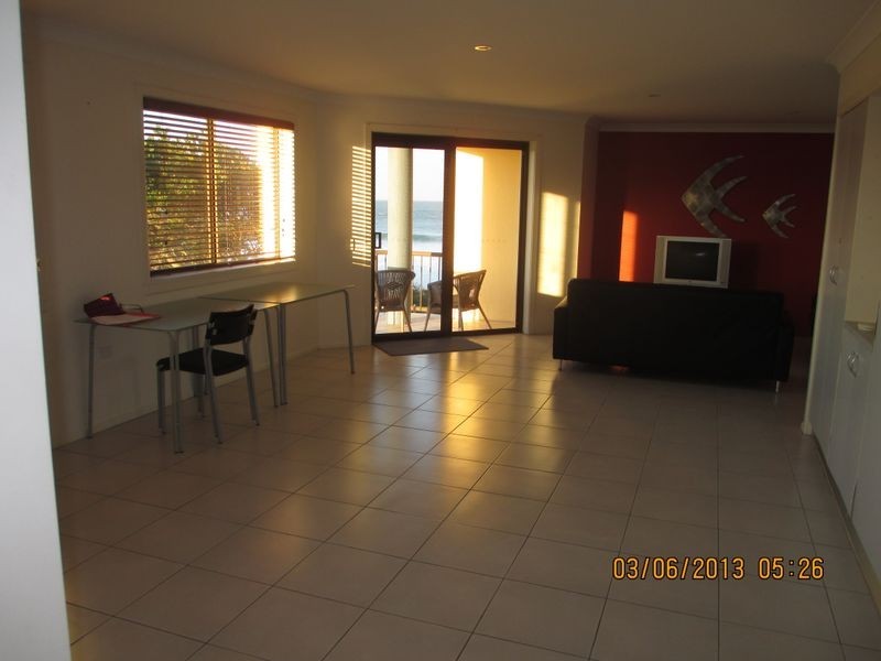 8/10 Coast Road, Hastings Point NSW 2489