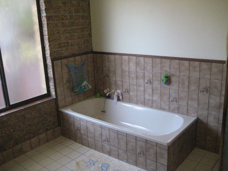 5 Royal Drive, Pottsville NSW 2489