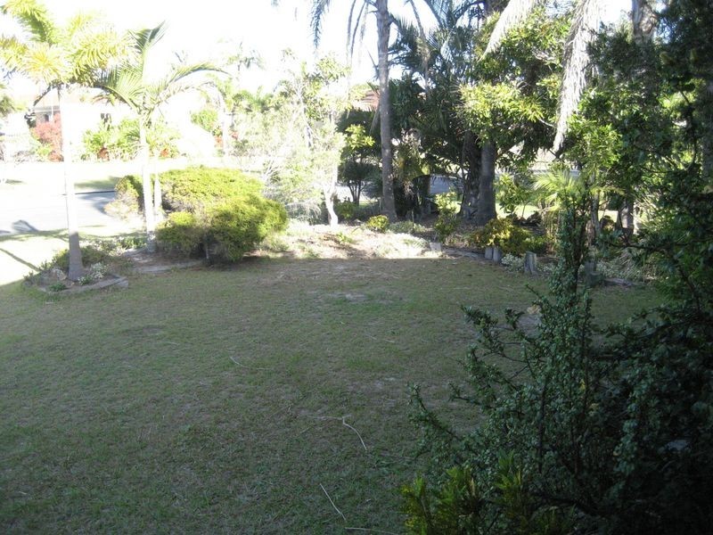 5 Royal Drive, Pottsville NSW 2489