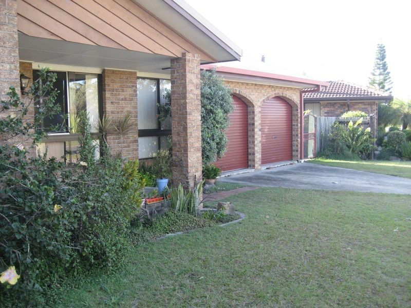 5 Royal Drive, Pottsville NSW 2489