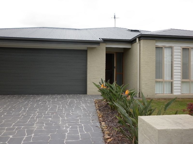 4 Grey Gum Street, Pottsville NSW 2489