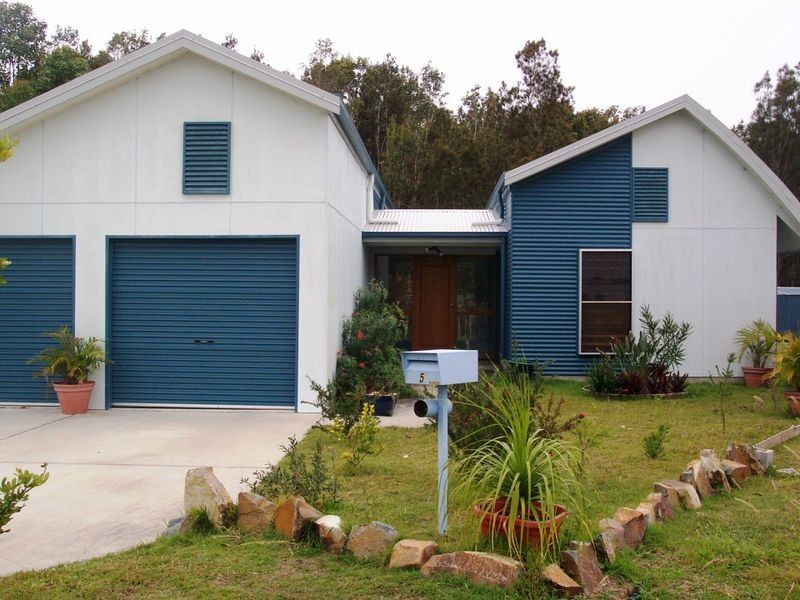 5 Butternut Place, Pottsville NSW 2489