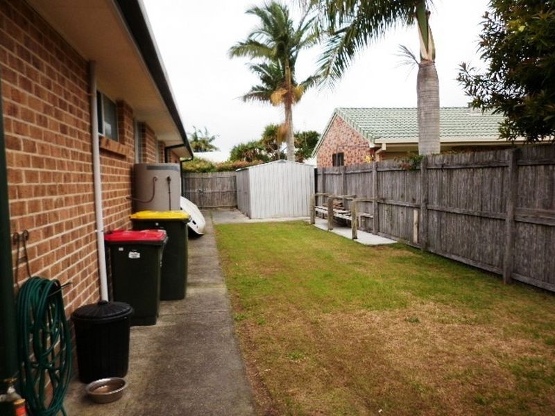 9 Andrew Avenue, Pottsville NSW 2489