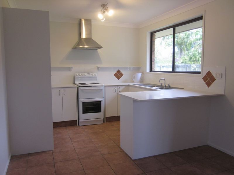 35 McKenzie Avenue, Pottsville NSW 2489