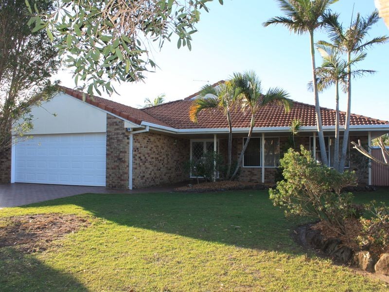 9 Balmoral Street, Pottsville NSW 2489