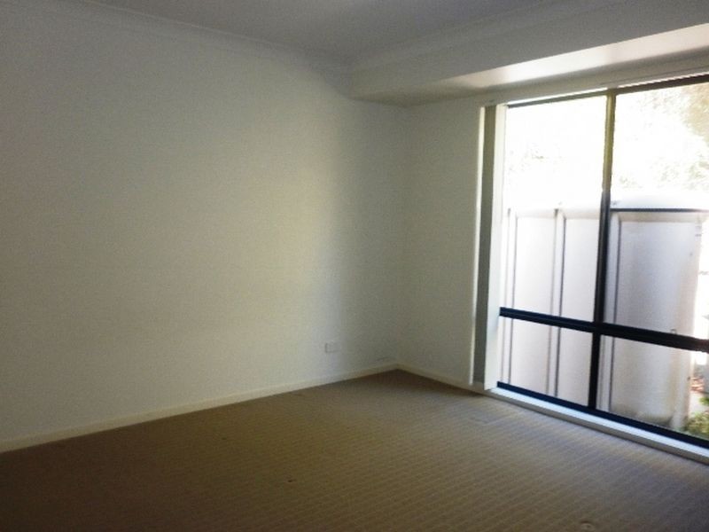 2/33 Newcastle Drive, Pottsville NSW 2489