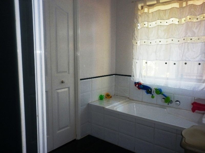 8 Balmoral Street, Pottsville NSW 2489