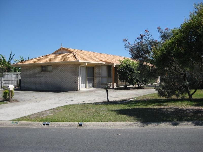 6 McKenzie Avenue, Pottsville NSW 2489