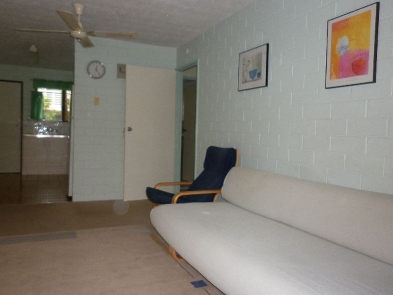 2/4 Boronia Avenue, Pottsville NSW 2489