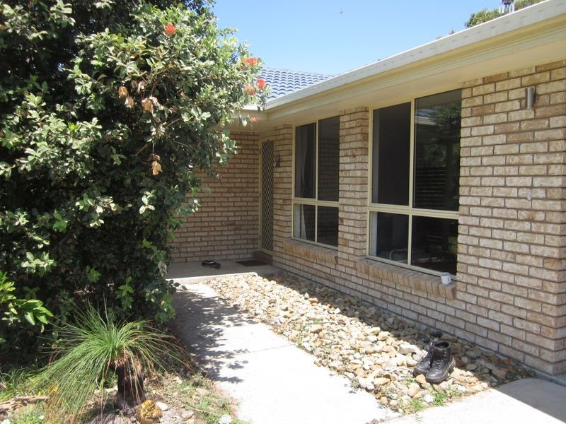 37 McKenzie Avenue, Pottsville NSW 2489