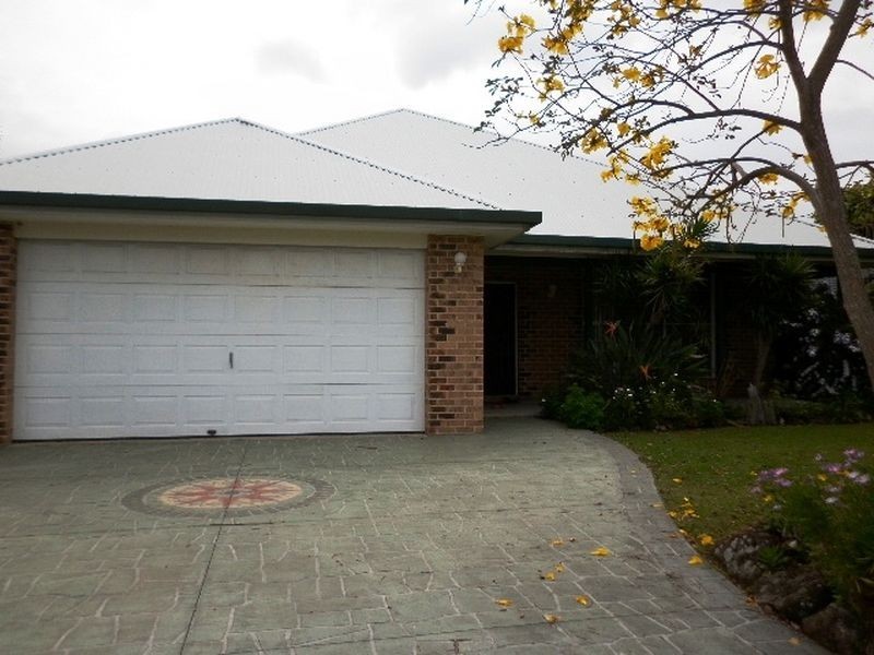 9 Andrew Avenue, Pottsville NSW 2489