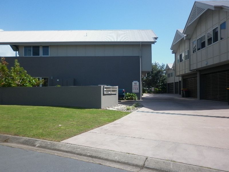 1/2-4 Overall Drive, Pottsville NSW 2489