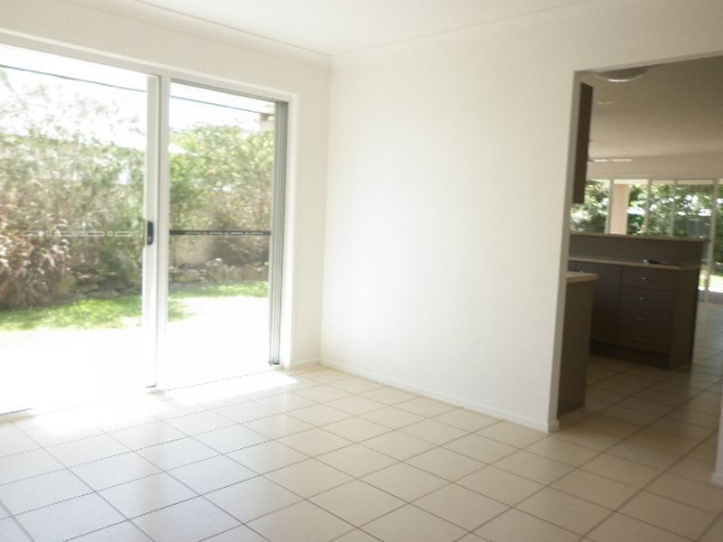 52 Sugar Glider Drive, Pottsville NSW 2489