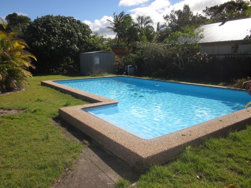 12 Surfside Crescent, Pottsville NSW 2489