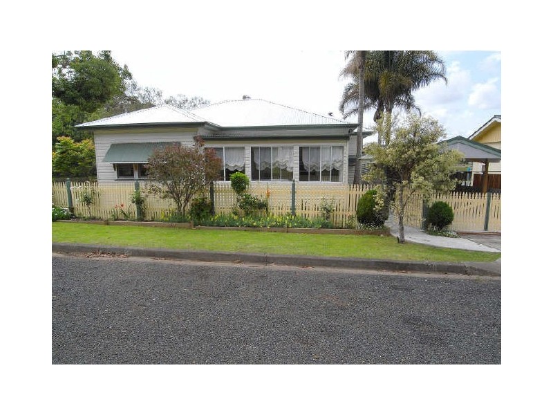 20 Church Street, Moorland NSW 2443