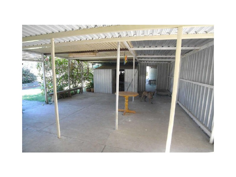 20 Church Street, Moorland NSW 2443