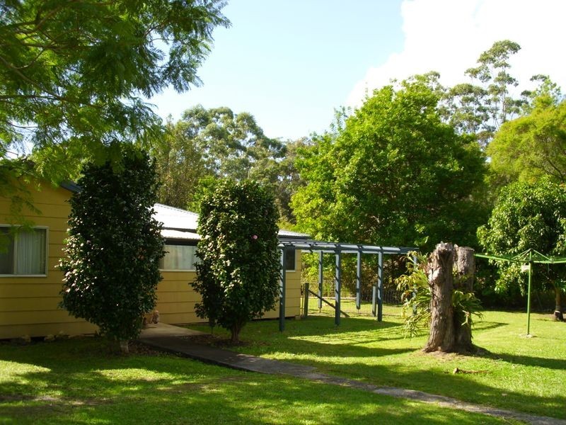 27 Station Street, Johns River NSW 2443