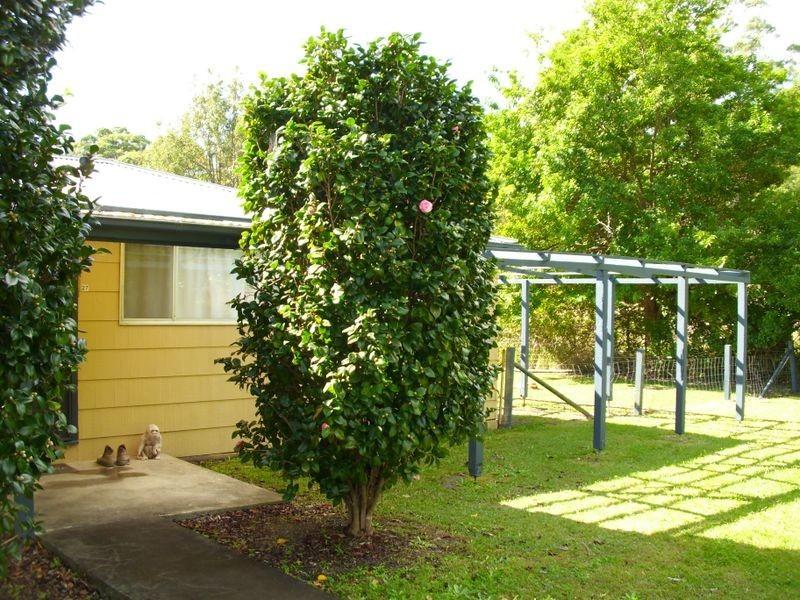 27 Station Street, Johns River NSW 2443