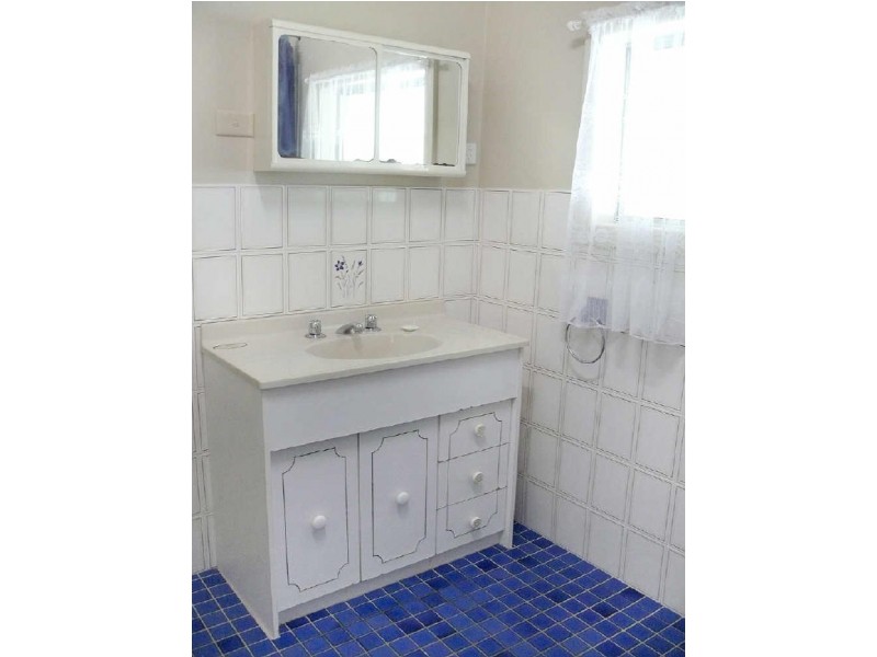 27 Station Street, Johns River NSW 2443