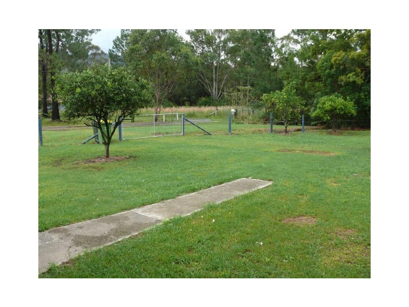 27 Station Street, Johns River NSW 2443