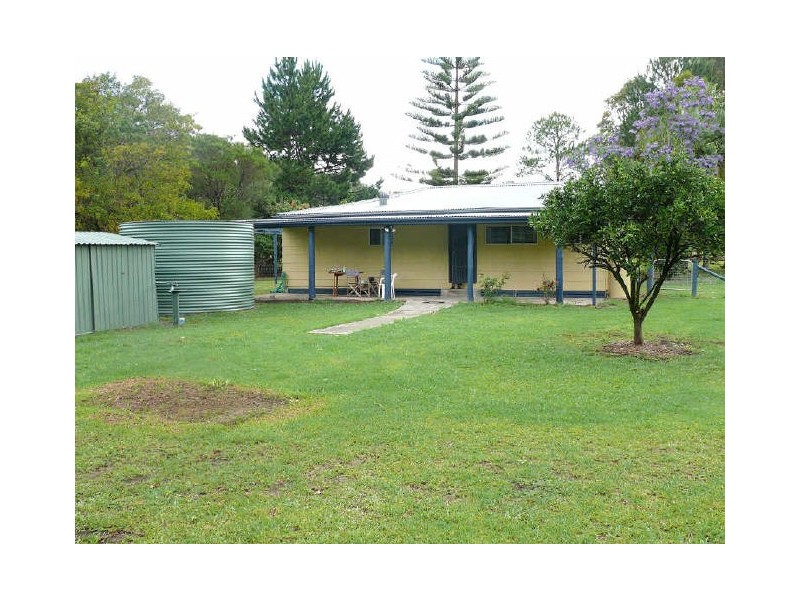 27 Station Street, Johns River NSW 2443