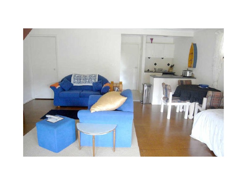 2/17 Granny Bell Lane, North Haven NSW 2443