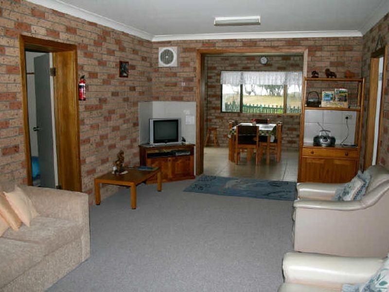 120 Camden Head Road, Dunbogan NSW 2443