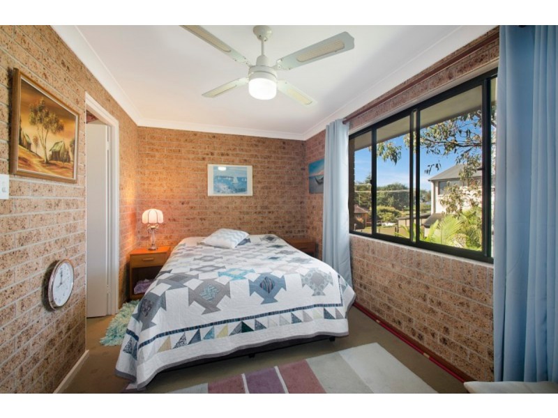 1/2 Hope Close, Dunbogan NSW 2443