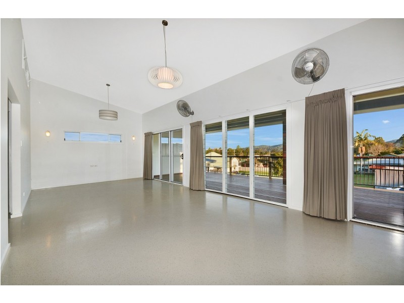 2 Steinmetz Lane, Kendall NSW 2439