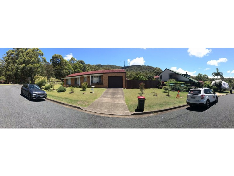 2 Peach Grove, Laurieton NSW 2443