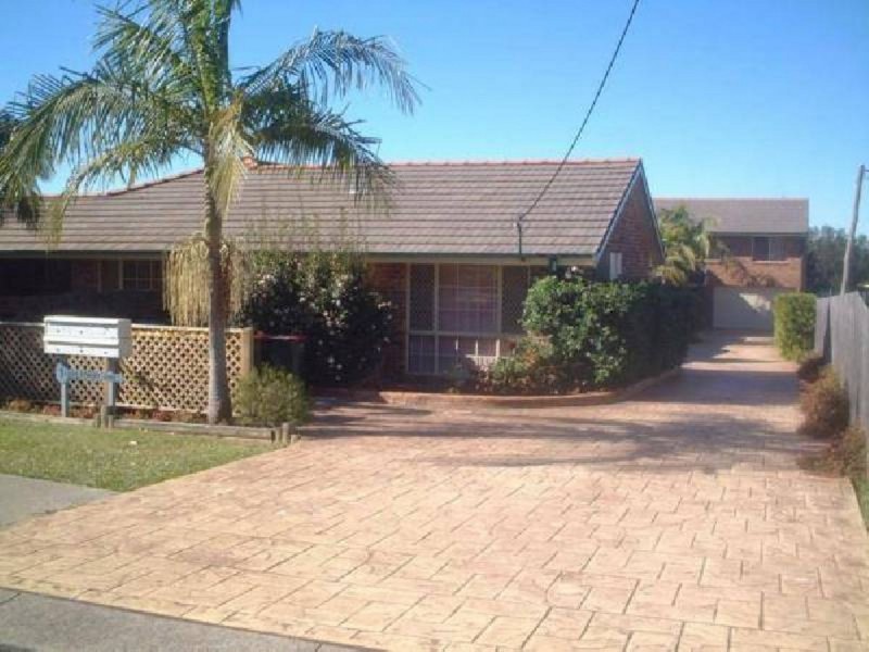 3/1 Lake Street, Laurieton NSW 2443