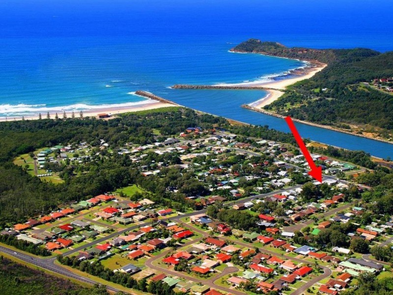 2/1 Edith Street, North Haven NSW 2443