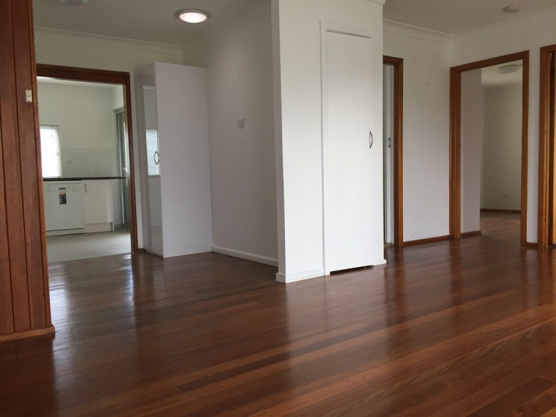 10 George  Street, Laurieton NSW 2443