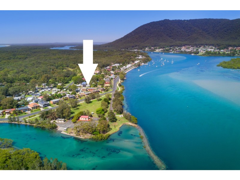 4 Bell Street, Dunbogan NSW 2443