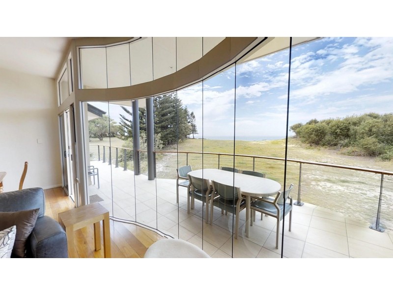 8 Iluka Way, Dunbogan NSW 2443