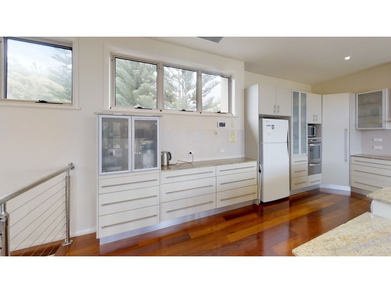 8 Iluka Way, Dunbogan NSW 2443