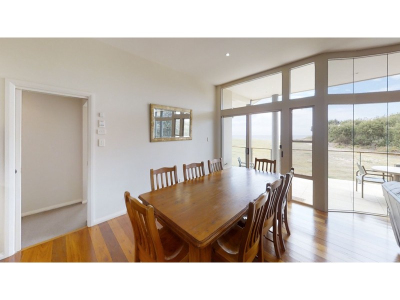 8 Iluka Way, Dunbogan NSW 2443