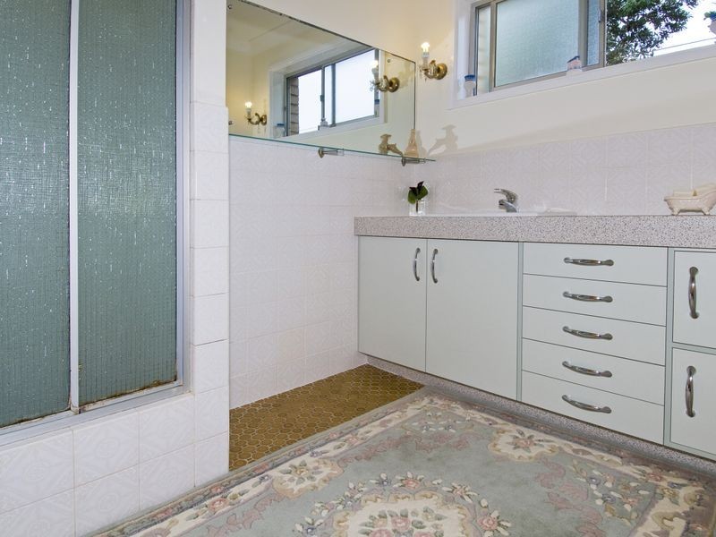 4 Ocean Street, North Haven NSW 2443